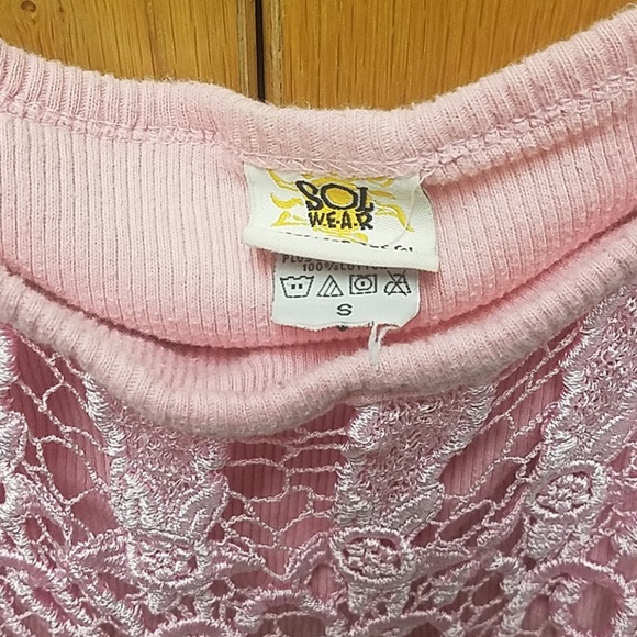 Thread Pattern Tank Top - Picture 2 of 3